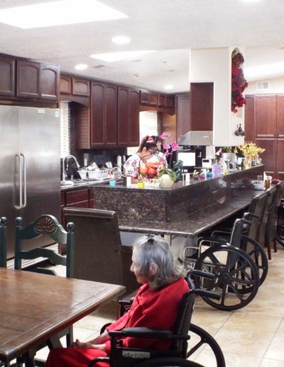 Wide open kitchen that is handicap accessible